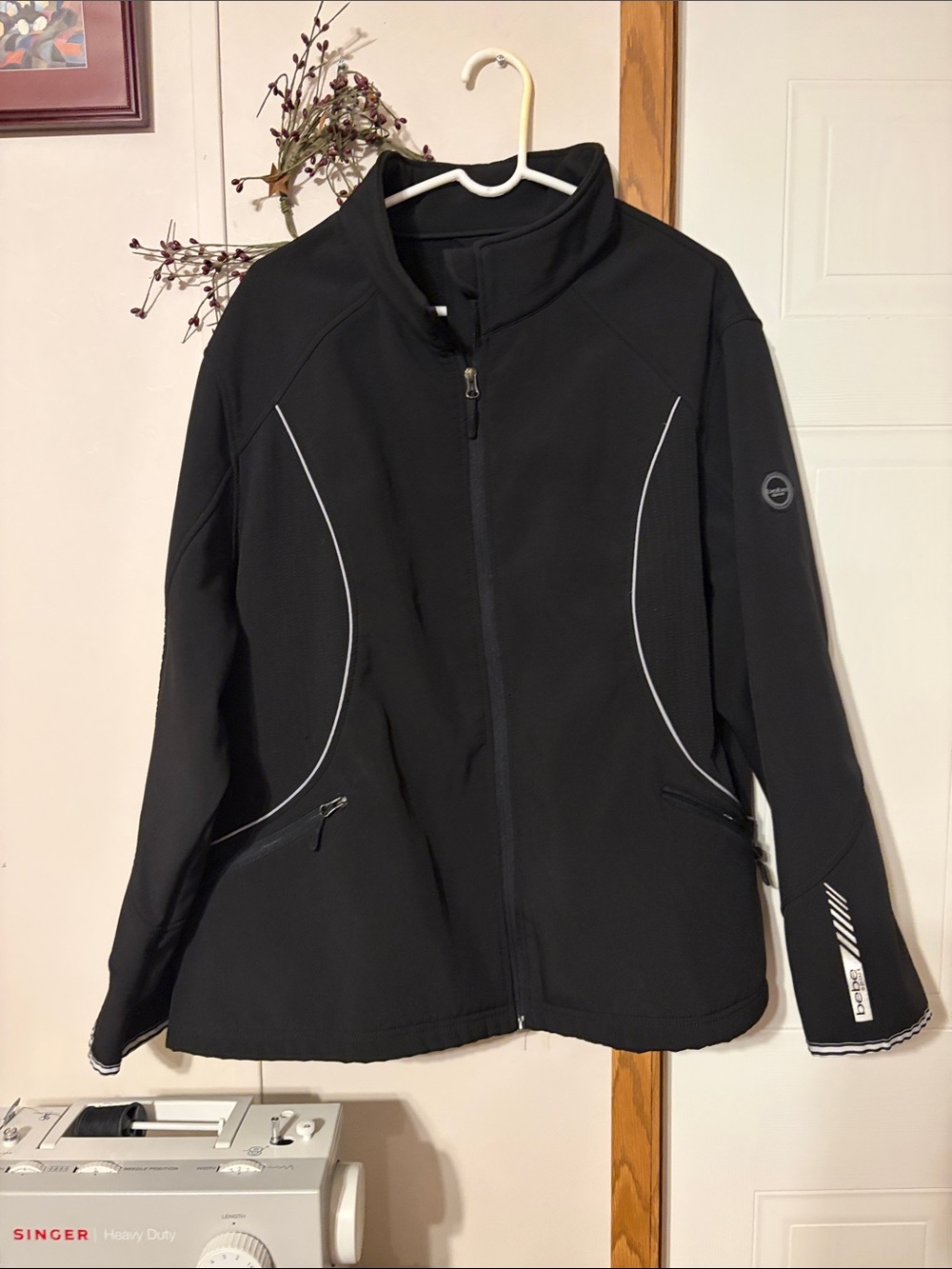 Bebe Women's black Softshell Jacket - Lightweight Zip Front